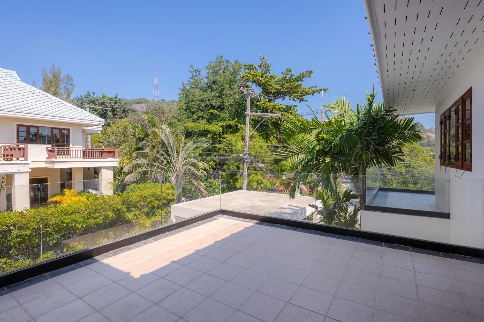 Stunning Villa With Pool And Tropical Garden HHQ Buitenkant foto