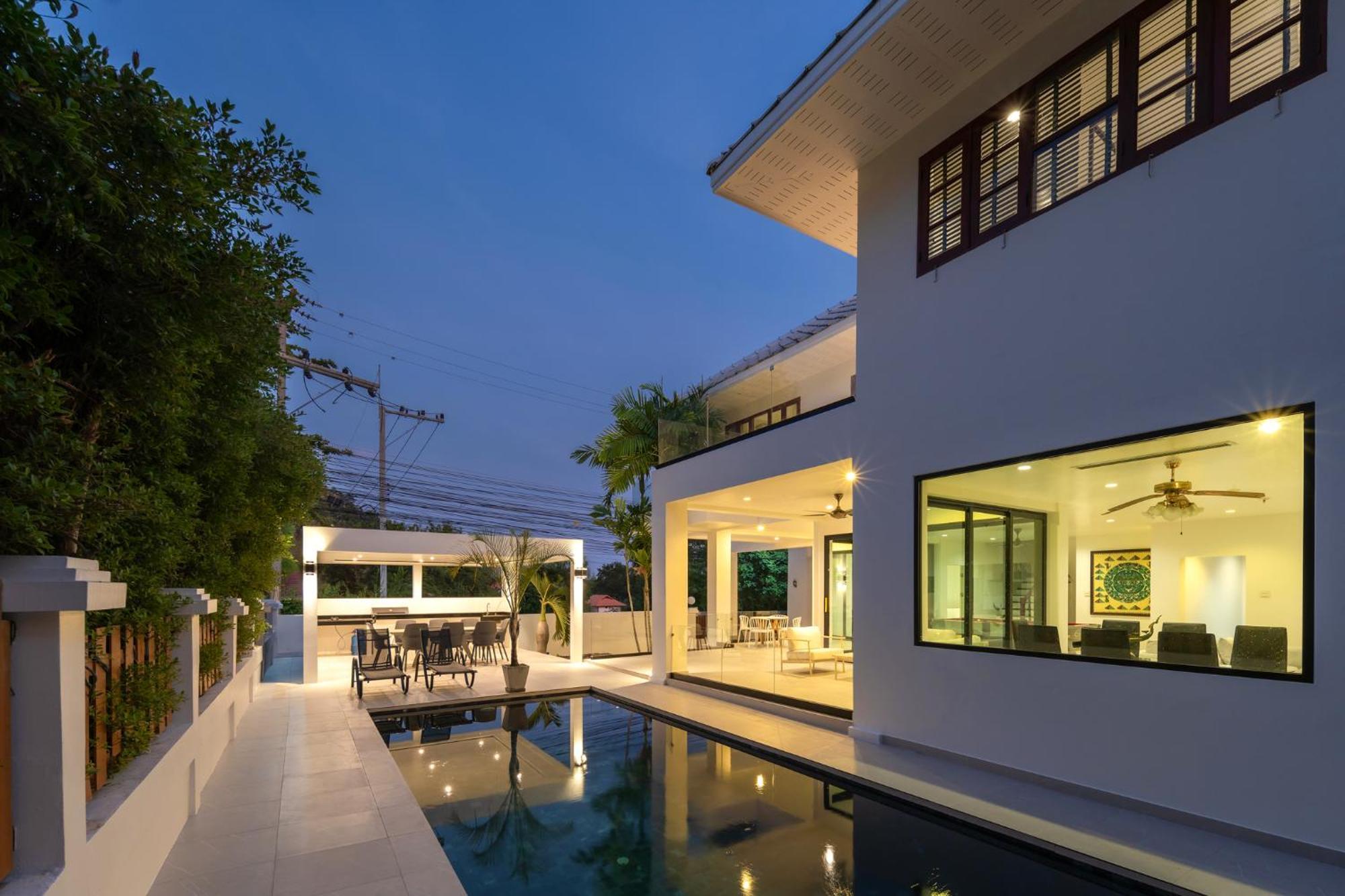 Stunning Villa With Pool And Tropical Garden HHQ Buitenkant foto