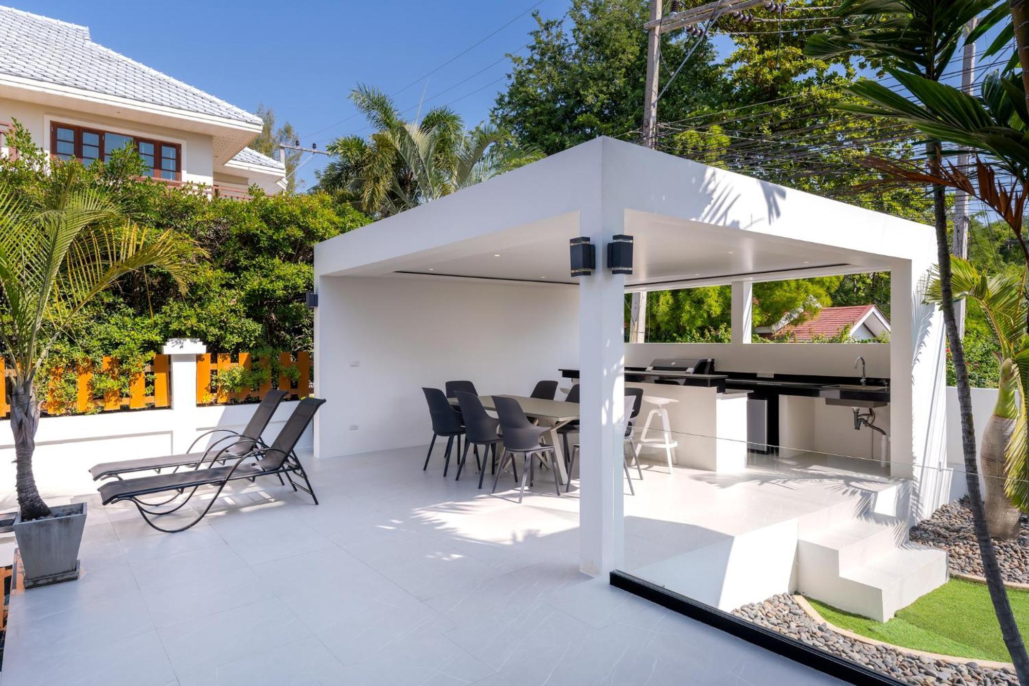 Stunning Villa With Pool And Tropical Garden HHQ Buitenkant foto