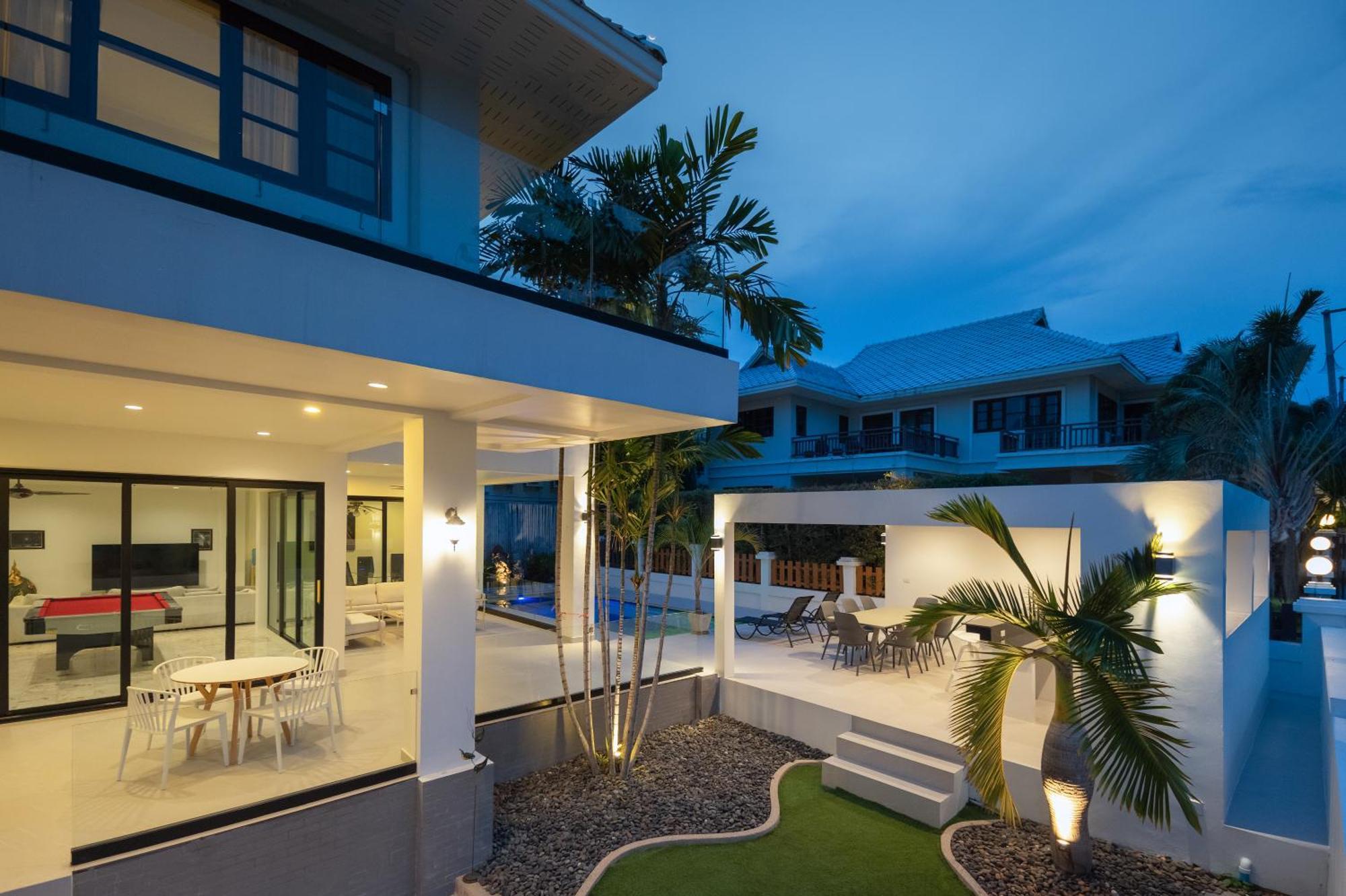 Stunning Villa With Pool And Tropical Garden HHQ Buitenkant foto
